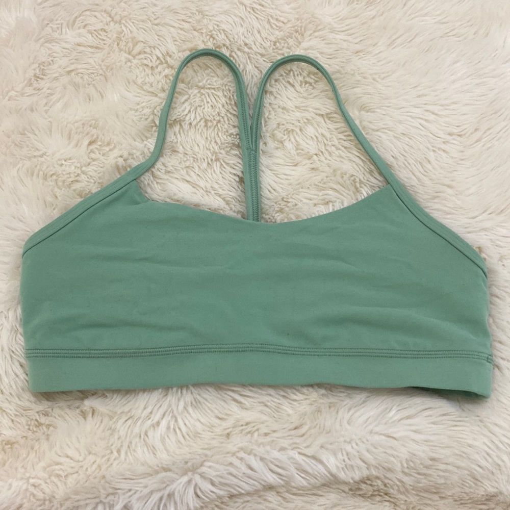 Lululemon Yoga Flow Y bra